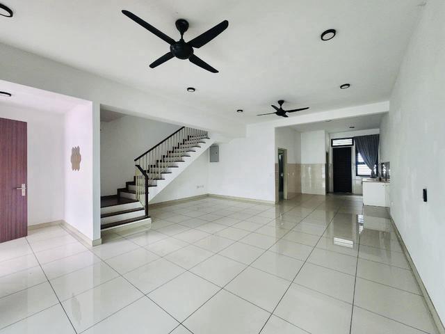 Terraced House for sale in Petaling, Alam Impian