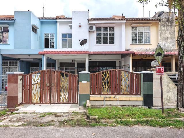 Terraced House for sale in Ulu Tiram, Johor