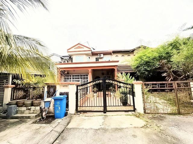 Terraced House for sale in Bukit Jelutong, Shah Alam