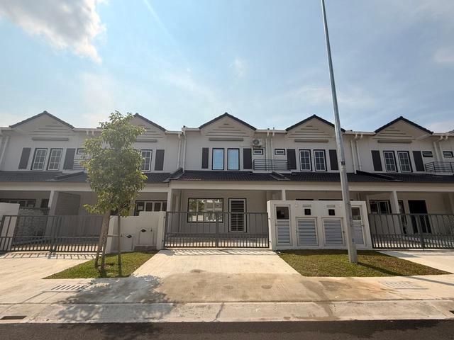 Terraced House for rent in Tanjong Sepat, Selangor