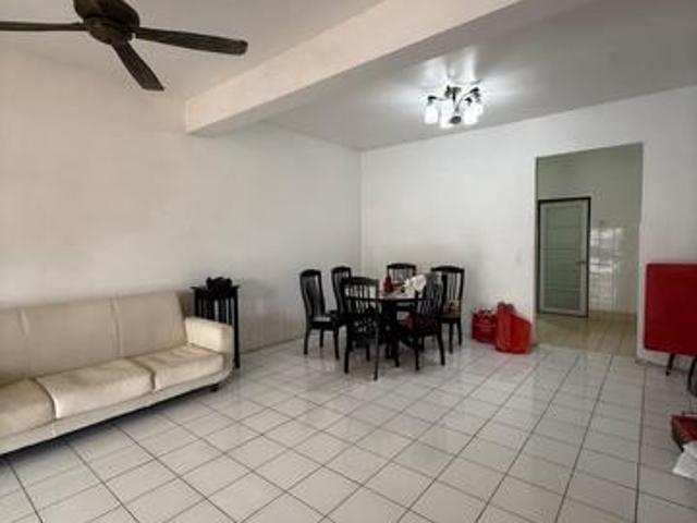 Terraced House for sale in Seri Kembangan, Majlis Bandaraya Subang Jaya