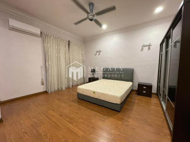House for rent in Taman Ungku, Johor Bahru