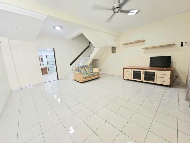 Terraced House for rent in Petaling, Subang Jaya