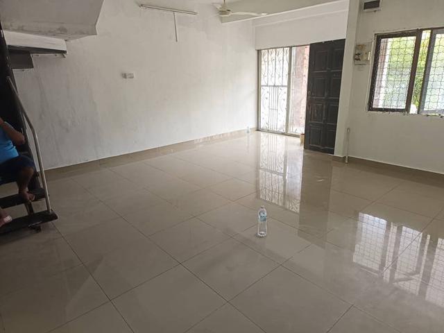 Terraced House for rent in Petaling, Alam Impian