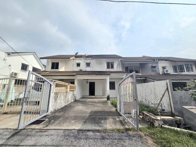 Terraced House for sale in Country Heights Damansara, Kuala Lumpur
