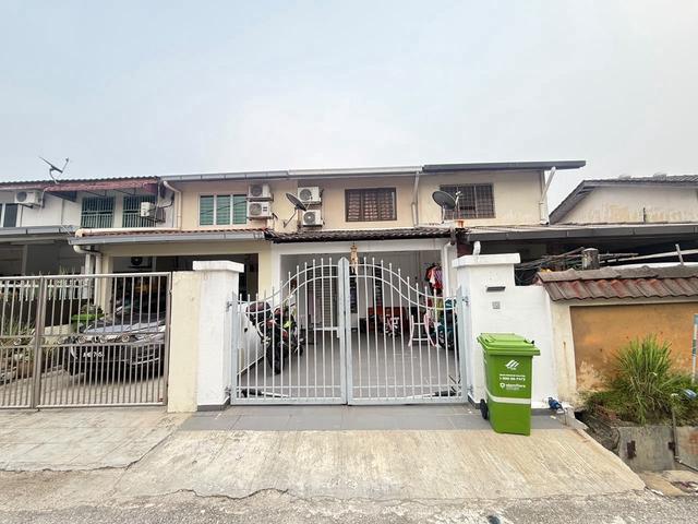 Terraced House for sale in Country Heights Damansara, Kuala Lumpur