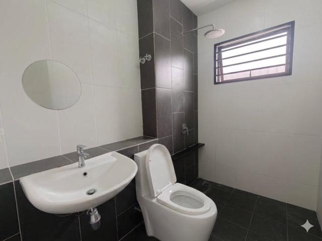 Terraced House for rent in Petaling, Alam Impian