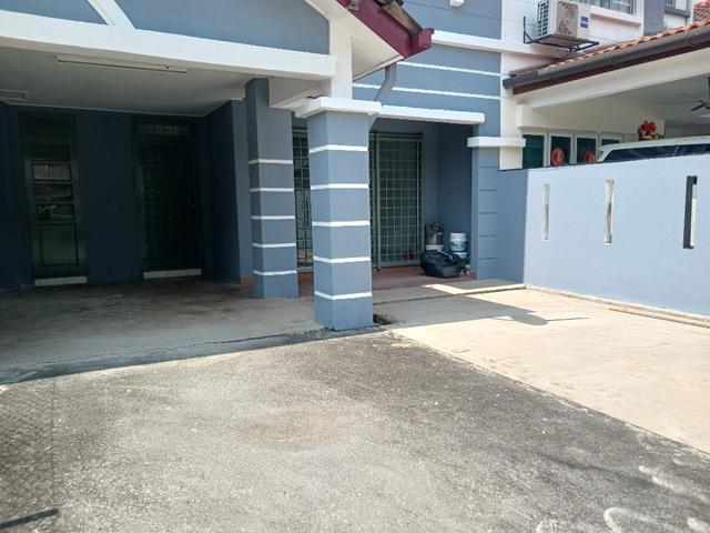 Terraced House for rent in Alam Impian, Selangor