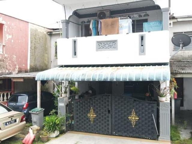 Terraced House for sale in Kluang