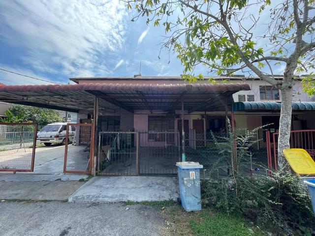 Terraced House for sale in Banting, Selangor