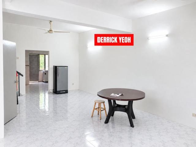 Terraced House for rent in Georgetown, Penang