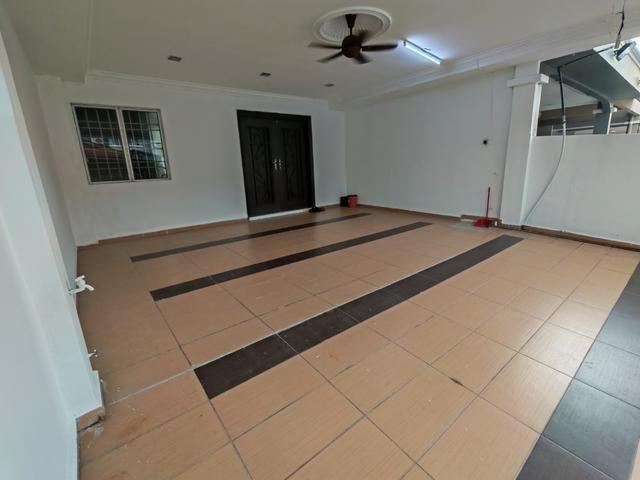 Terraced House for sale in Petaling, Alam Impian