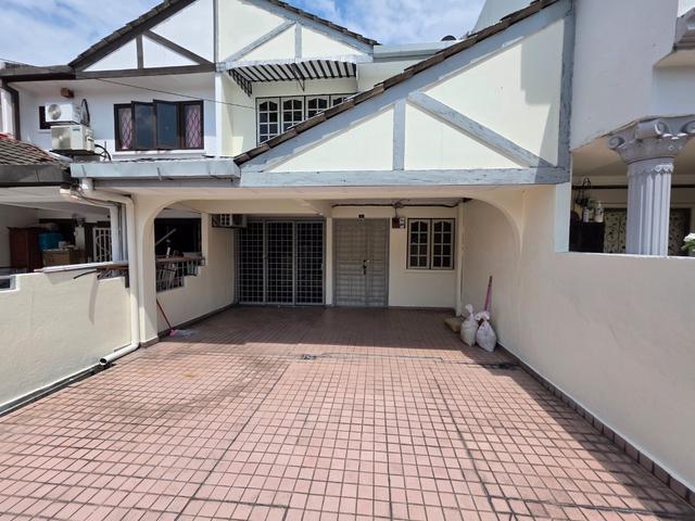 Terraced House for sale in Country Heights Damansara, Kuala Lumpur