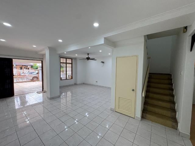 Terraced House for sale in Petaling, Damansara Damai