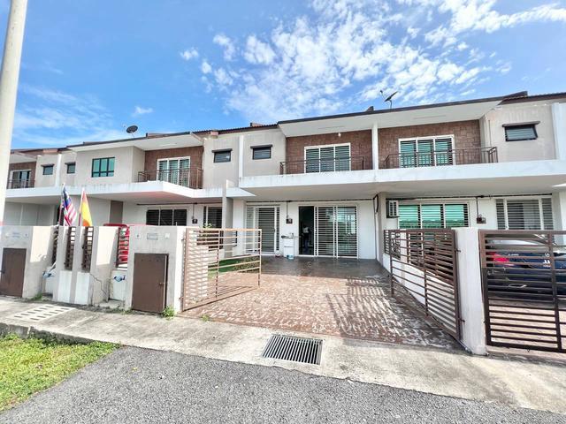 Terraced House for sale in Tanjong Sepat, Selangor