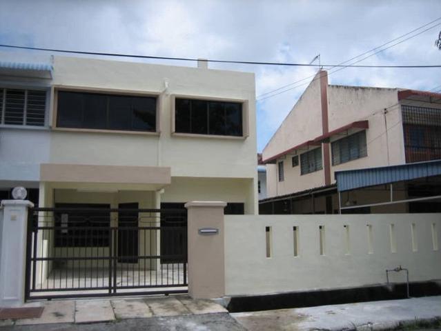 Residential House for sale in Barat Daya, George Town