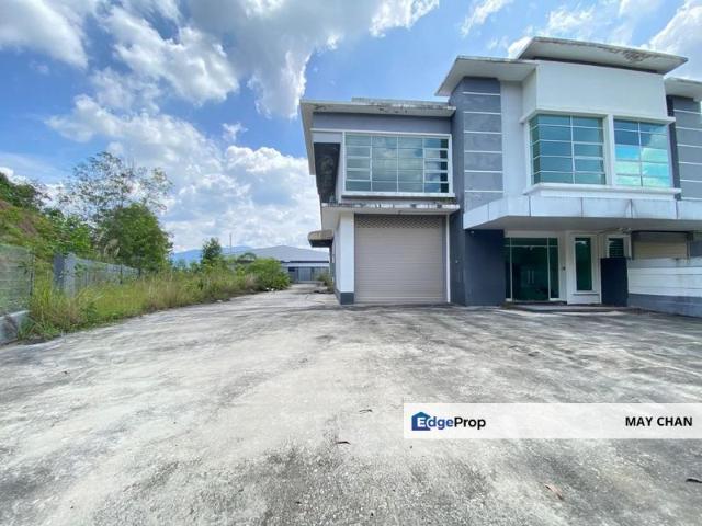 Warehouse for sale in Kajang, Langat