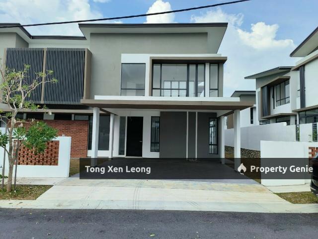 Residential House for sale in Malaka