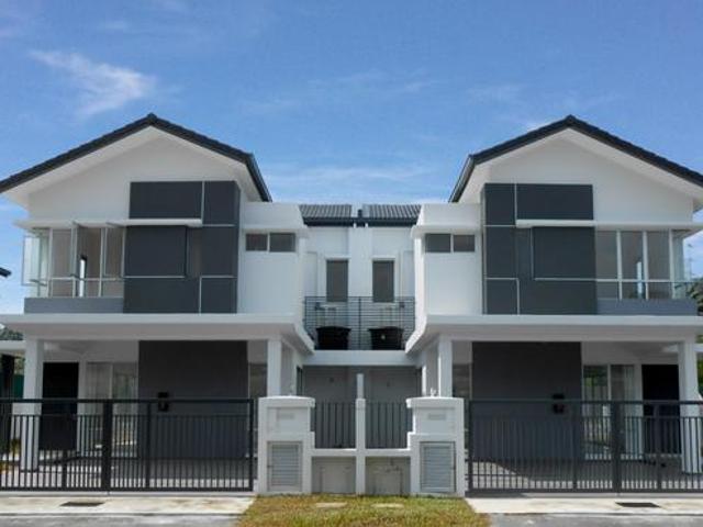 Residential House for sale in Sendayan Village, Negeri Sembilan