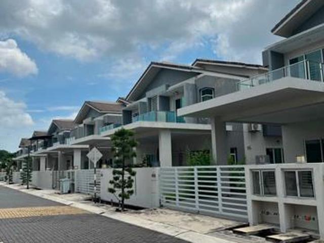 Residential House for sale in Wellesley, Penang