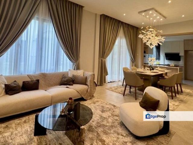 House for sale in Kuching