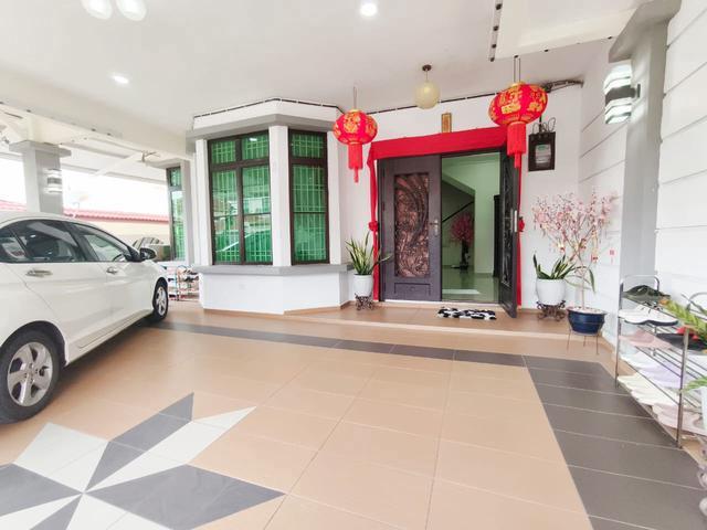 Residential House for sale in Malaka