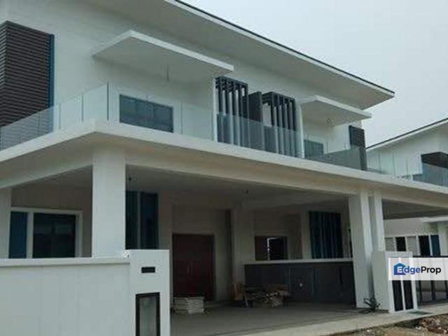 House for sale in Malaka