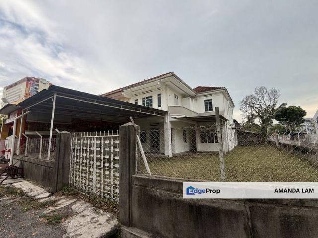 House for sale in Pulau Pinang