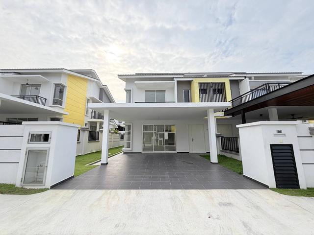Residential House for sale in Sendayan Village, Negeri Sembilan