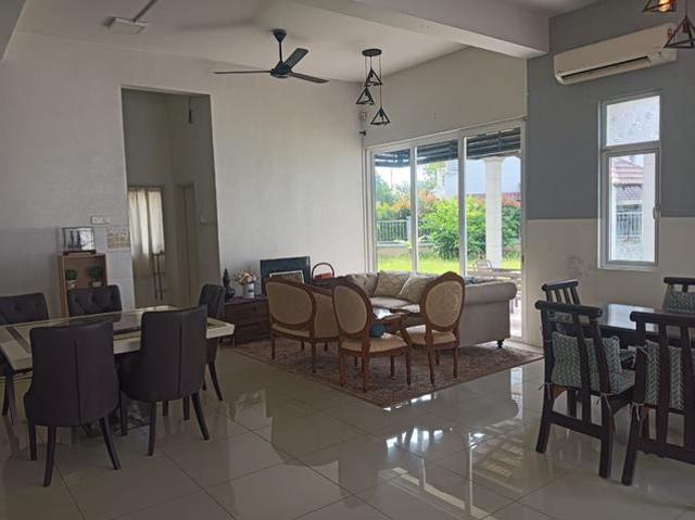 Residential House for rent in Malaka