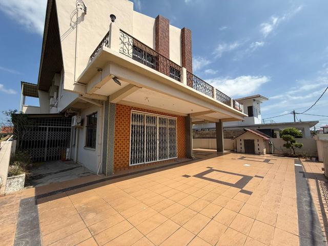Residential House for sale in Malaka