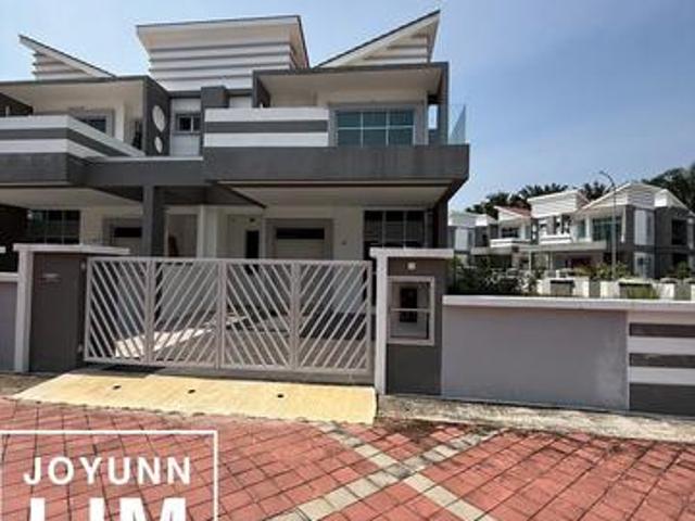 Residential House for sale in Wellesley, Penang