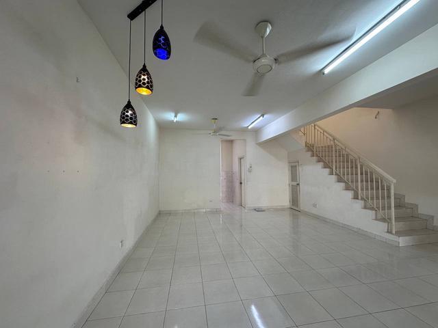 Terraced House for rent in Petaling, Alam Impian