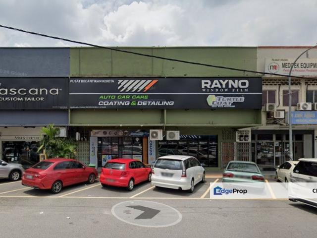 Shop for rent in Petaling Jaya, Petaling