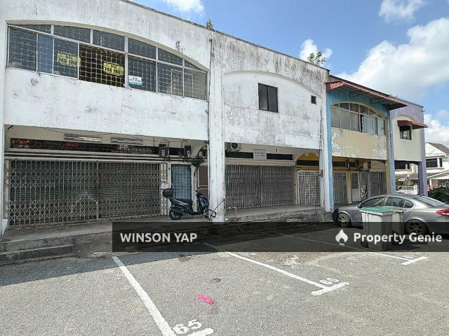 Shop for sale in Johor