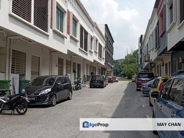 Shop for sale in Kajang, Langat