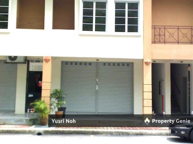 Shop for sale in Kajang, Langat
