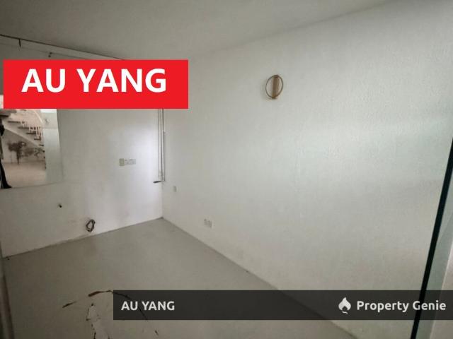 Shop for rent in Georgetown, Penang