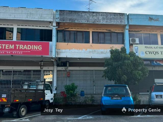 Shop Office for sale in Plentong, Johor
