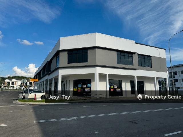 Shop for rent in Ulu Tiram, Johor