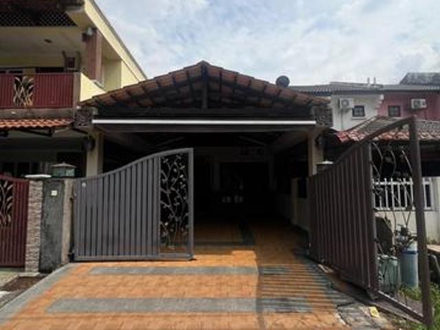 Terraced House for rent in Country Heights Damansara, Kuala Lumpur