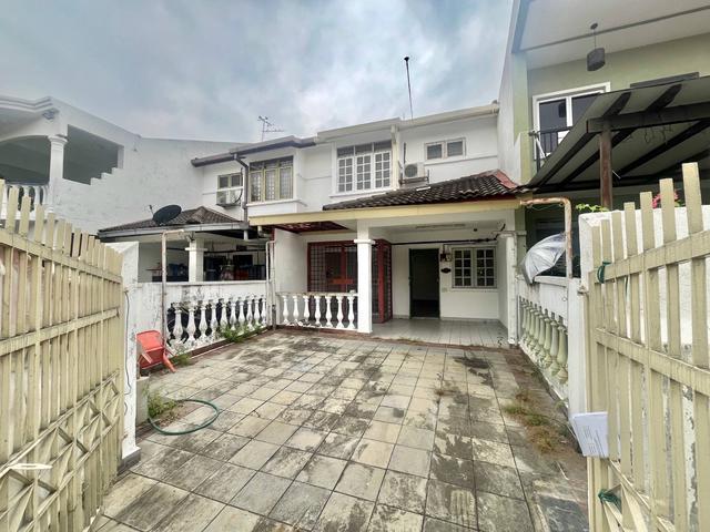 Terraced House for sale in Country Heights Damansara, Kuala Lumpur