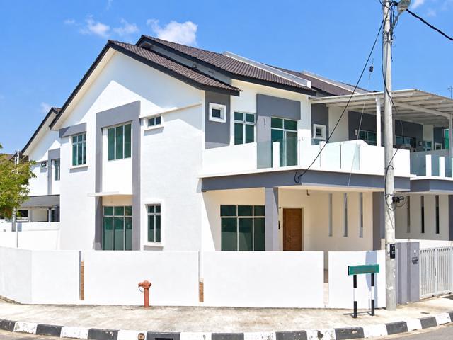 Terraced House for sale in Wellesley, Penang