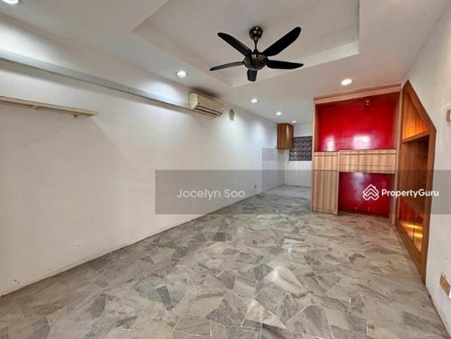 Terraced House for sale in Sri Petaling