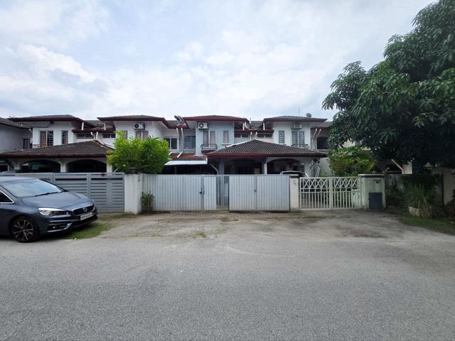 Terraced House for sale in Petaling, Subang Jaya