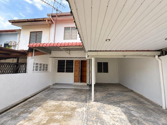 Terraced House for sale in Barat Daya, George Town