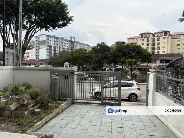 House for sale in Country Heights Damansara, Kuala Lumpur