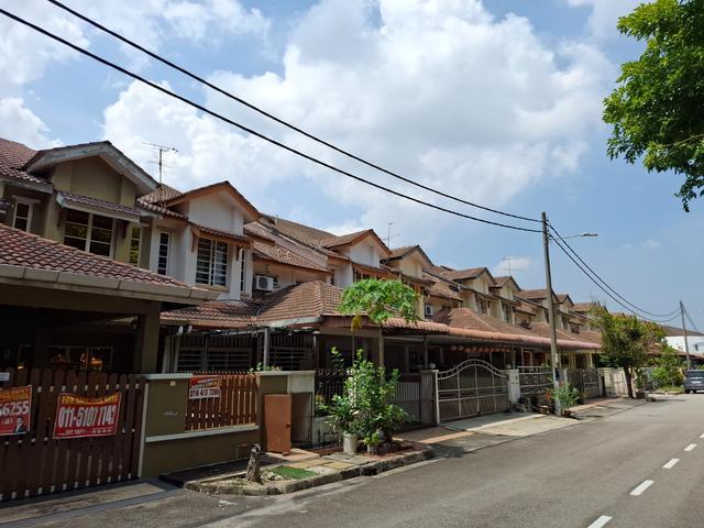 Terraced House for sale in Wellesley, Penang