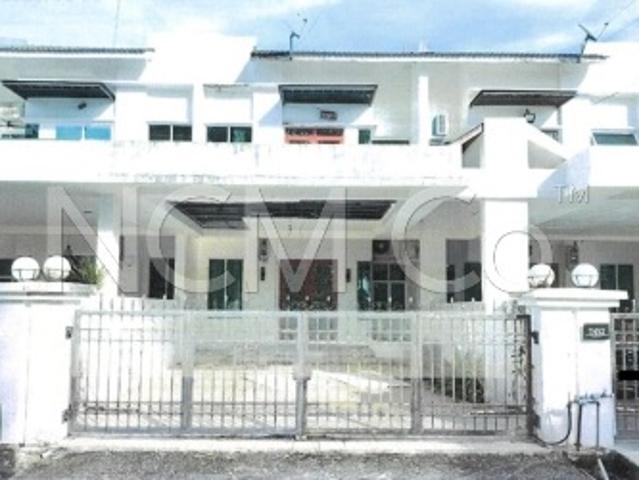 Terraced House for sale