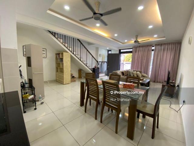 House for rent in Petaling, Alam Impian